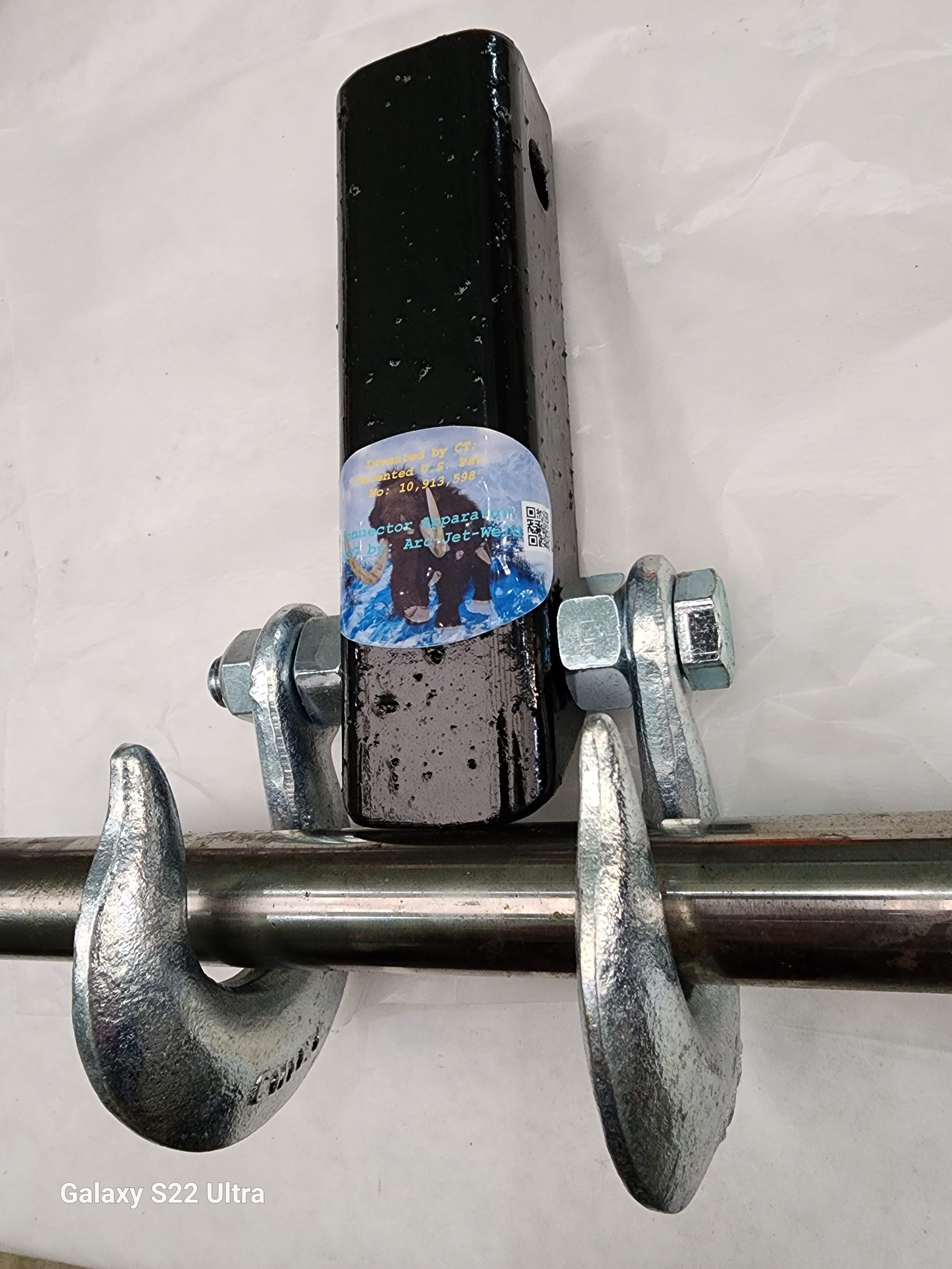 Garbage-Grappler; The Original, Coupler Apparatus.